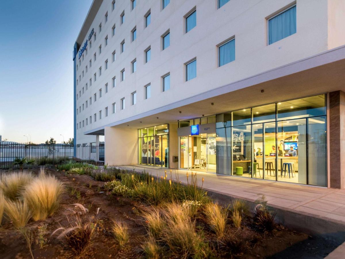 Ibis Budget Calama Extérieur photo